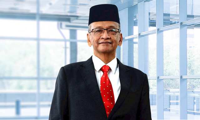 Y.A.D. Tan Sri Dato’ Setia Haji Ambrin bin Buang
